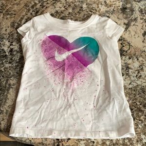Girls Nike tee 3T